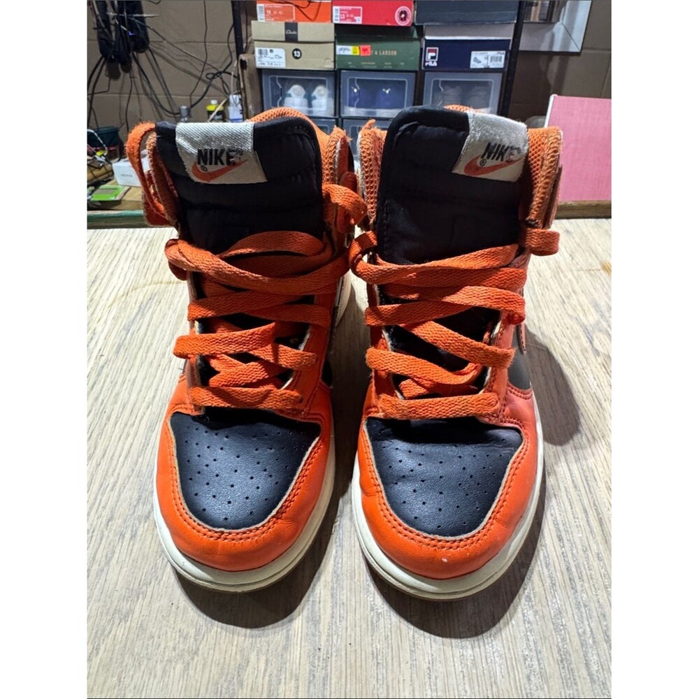 Nike Dunks High-Top Kids Sneakers in Orange and Black